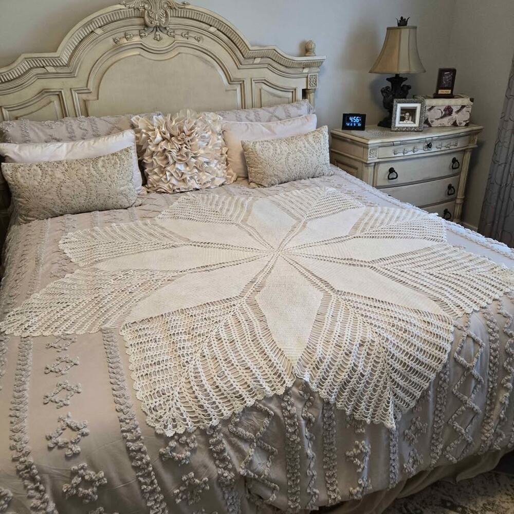 Hand Crocheted Starburst 70x70 Ivory Bed Topper Sofa Throw Crochet Tablecloth